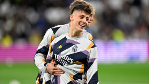 arda-guler-real-madridin-sampiyonlar-ligindeki-braga-maci-kadrosuna-alindi-kmaz (1)